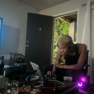 Meet your Posher, Thaddeus